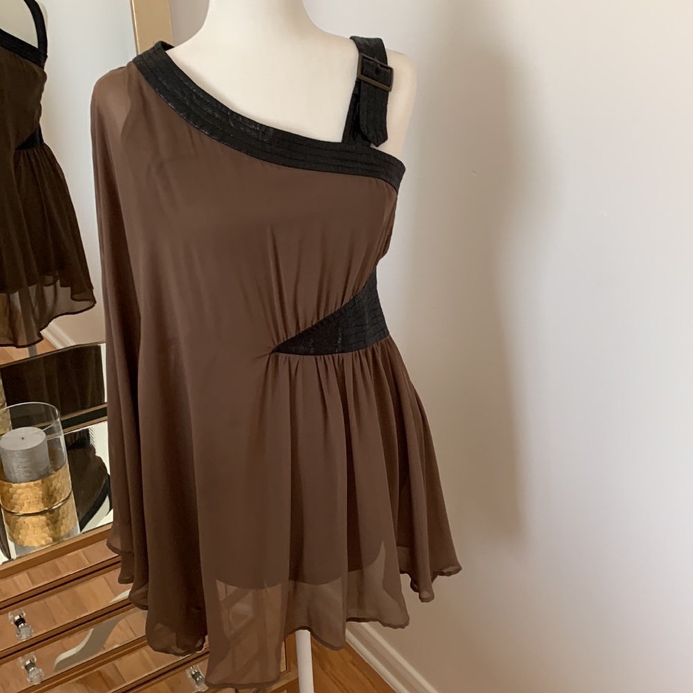 Size large mini dress brown with black trim.